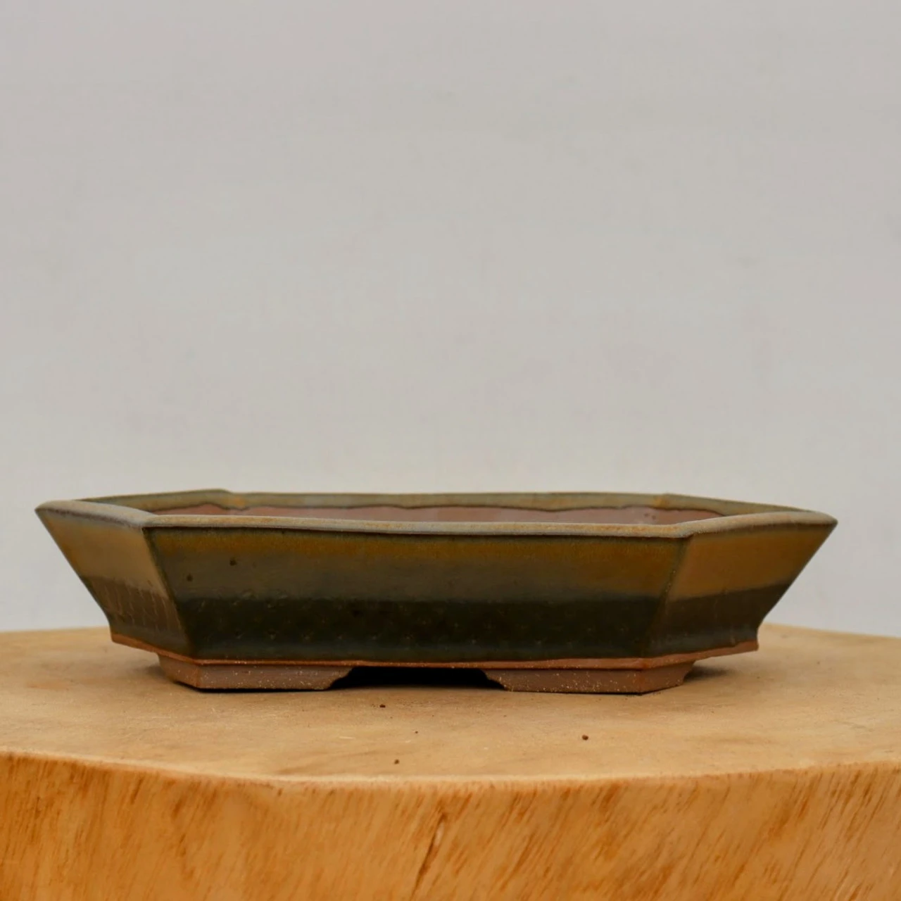9" Sean Guo Handmade Pot (No. 78) 3 9" Sean Guo Handmade Pot (No. 78) - Image 3