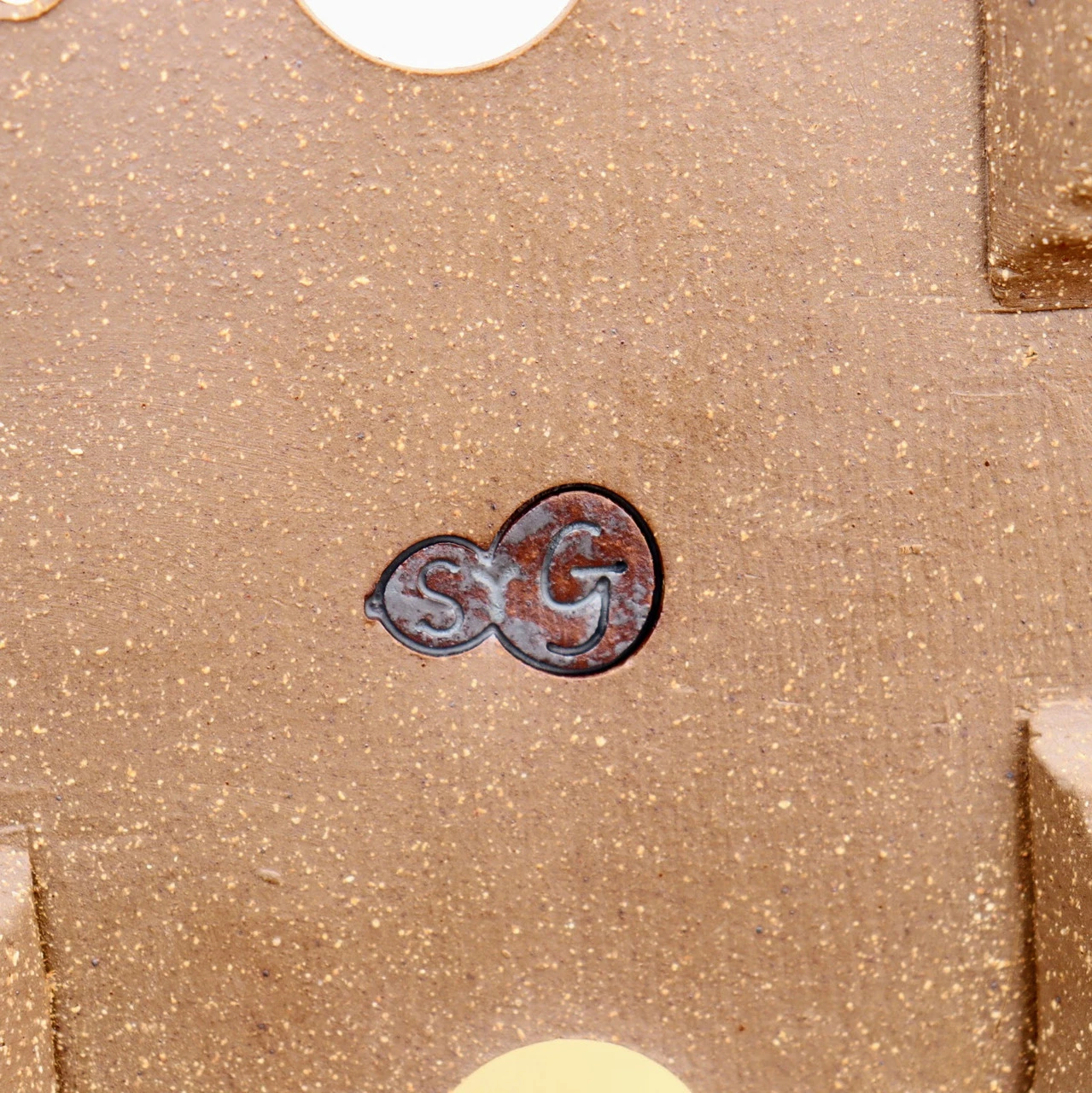 9" Sean Guo Handmade Pot (No. 78) 6 9" Sean Guo Handmade Pot (No. 78) - Image 6