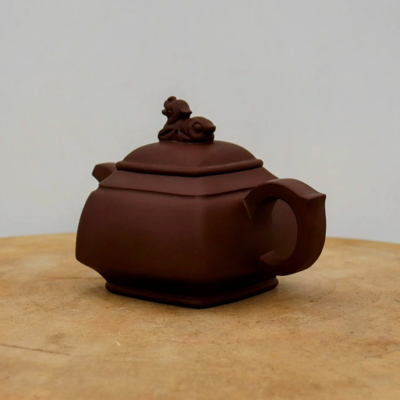 Handmade Yixing Tea Pot (No. 13) 2 Handmade Yixing Tea Pot (No. 13) - Image 2