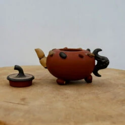 Handmade Yixing Tea Pot (No. 3) 8 Handmade Yixing Tea Pot (No. 3) -Home Decor Items Store IMG 80422 42125.1668187806