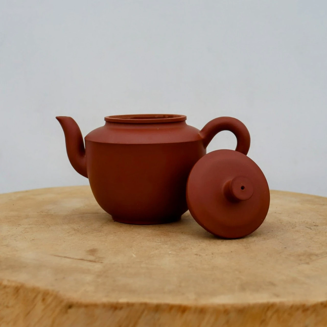 Handmade Yixing Tea Pot (No. 6) 2 Handmade Yixing Tea Pot (No. 6) - Image 2