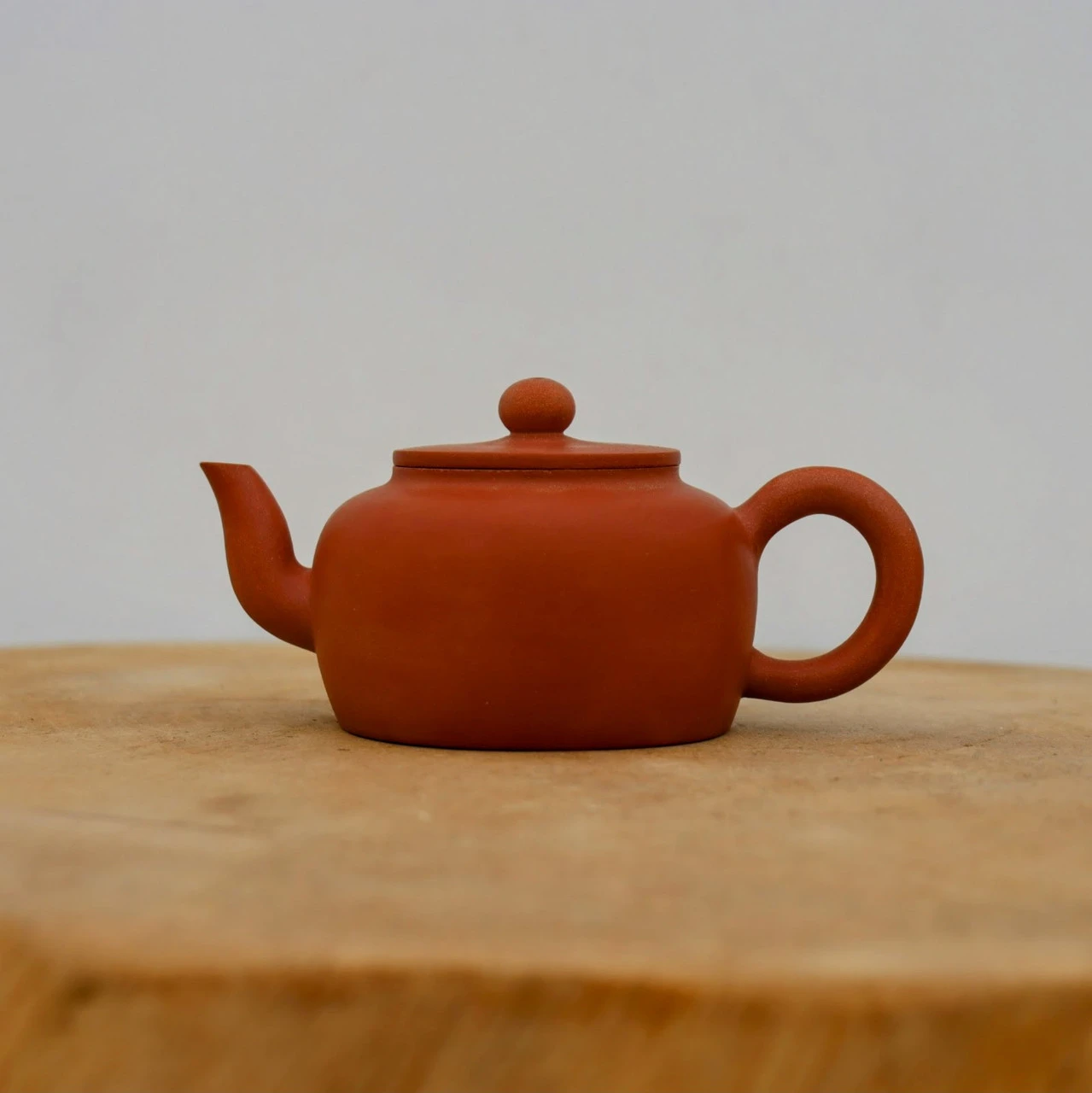Handmade Yixing Tea Pot (No. 4) 1 Handmade Yixing Tea Pot (No. 4)