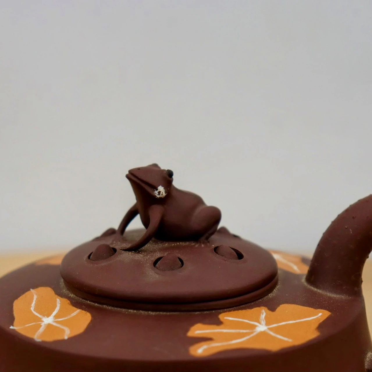 Handmade Yixing Tea Pot (No. 1) 3 Handmade Yixing Tea Pot (No. 1) - Image 3