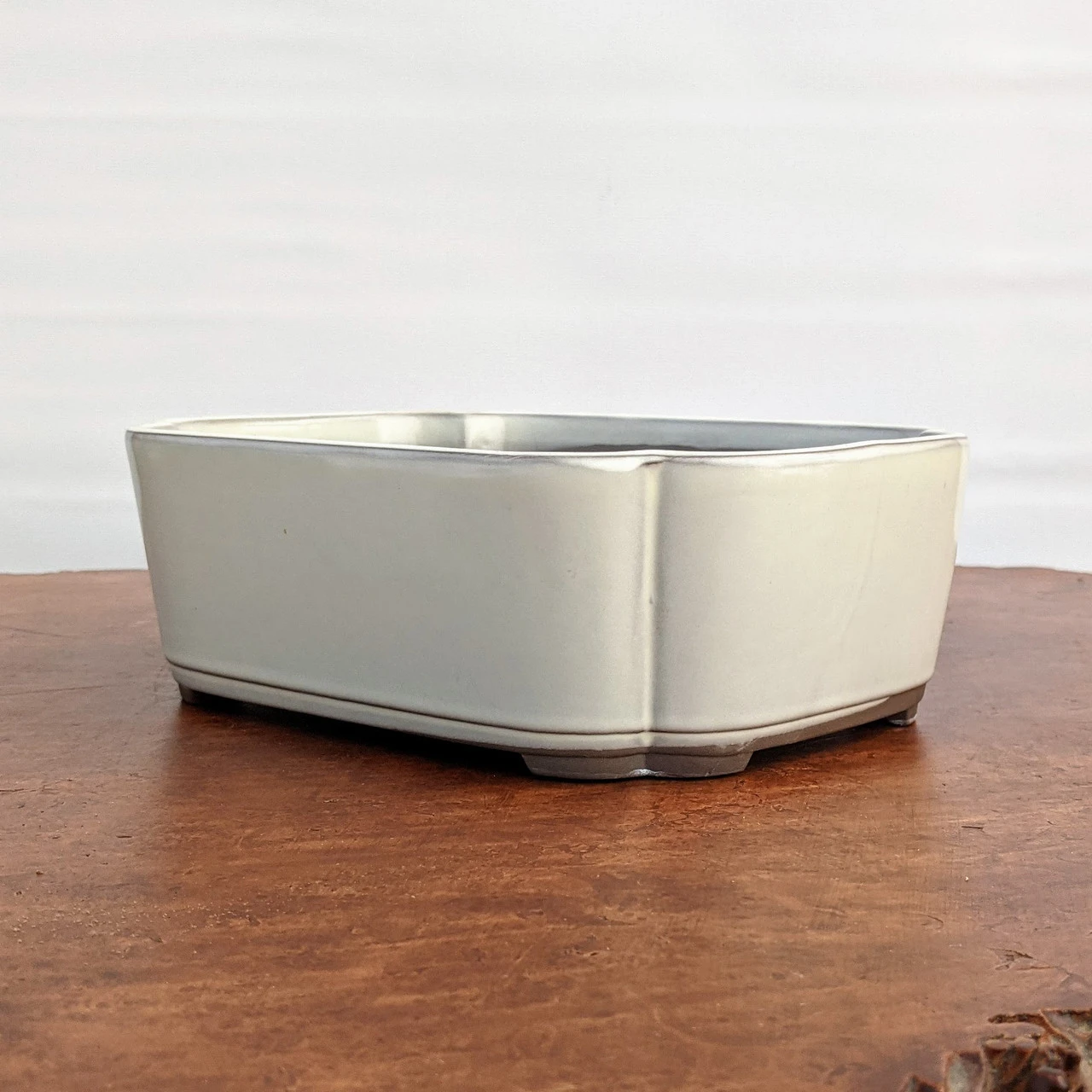 6-8" Cream Glazed Japanese Bonsai Pot (No. 1922) 1 6-8" Cream Glazed Japanese Bonsai Pot (No. 1922)