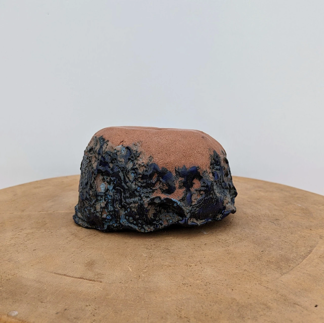 6" Handmade Planter By Moe Lewis-Wolf (No. 36) 2 6" Handmade Planter By Moe Lewis-Wolf (No. 36) - Image 2