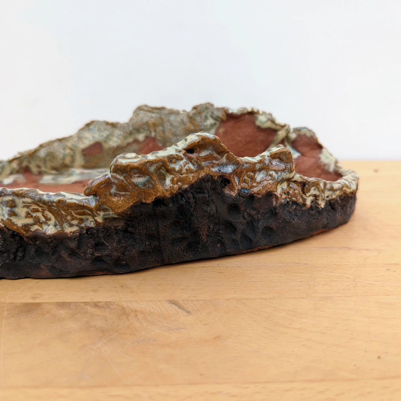 12" Handmade Planter By Moe Lewis-Wolf (No. 39) 2 12" Handmade Planter By Moe Lewis-Wolf (No. 39) - Image 2